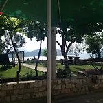 Leona * Неум