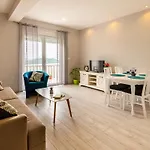 Leona Appartement *