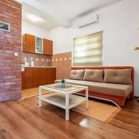 Leona Apartament Neum