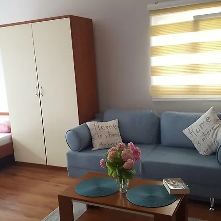 Appartamento Leona Neum